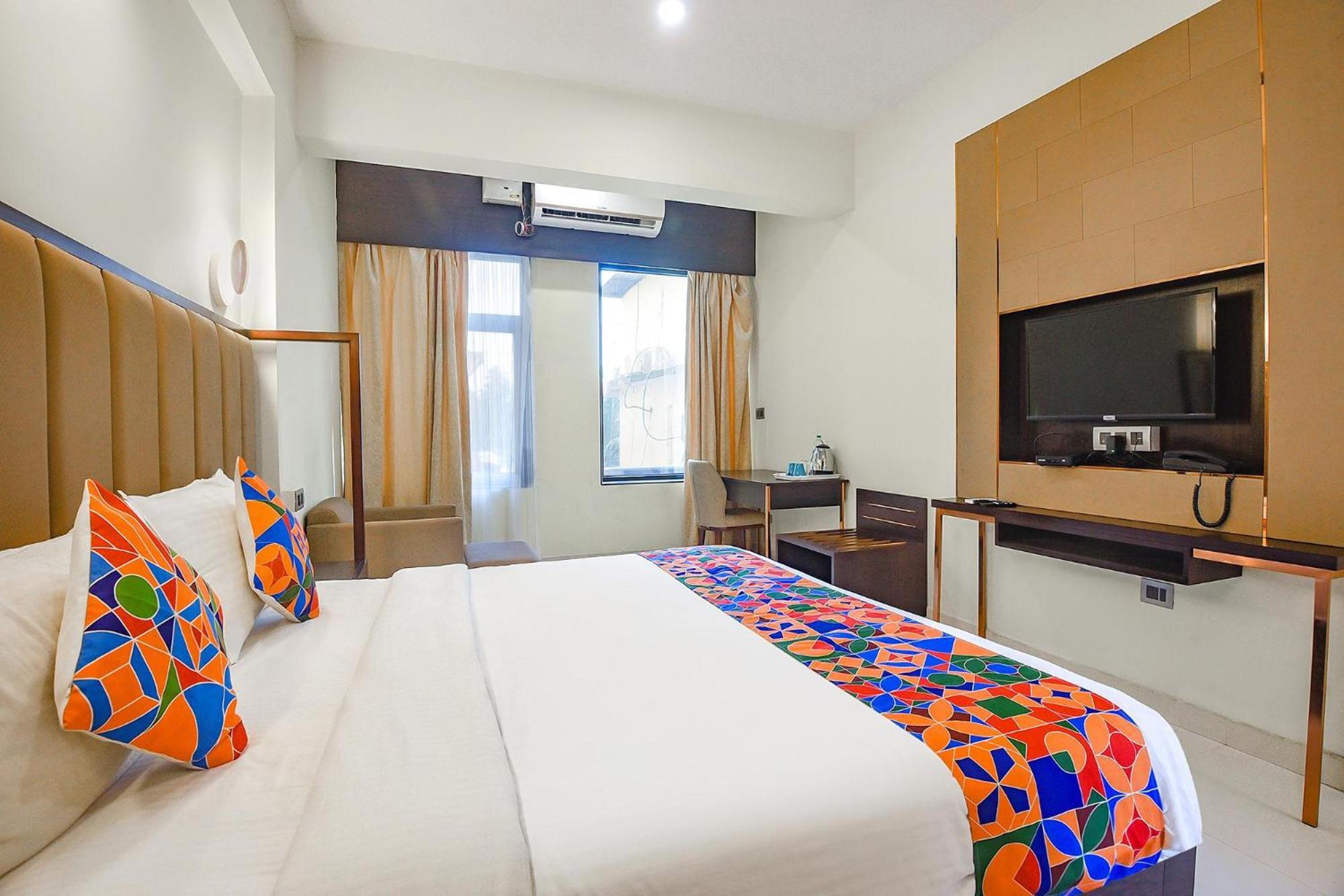 Hotel Fabhotel Prime Infantaria Comfort - 200m From 2*