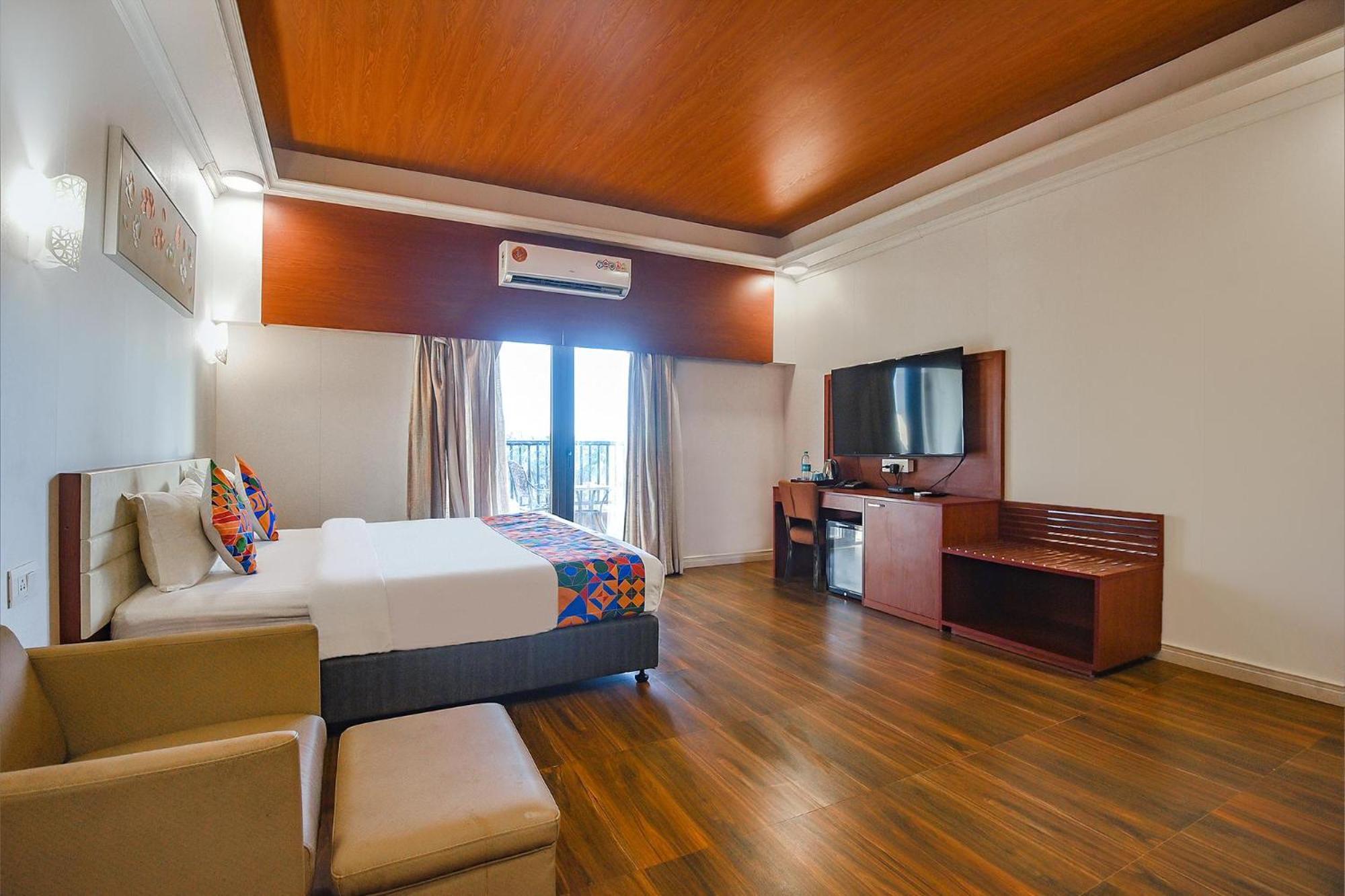 Fabhotel Prime Infantaria Comfort - 200m From