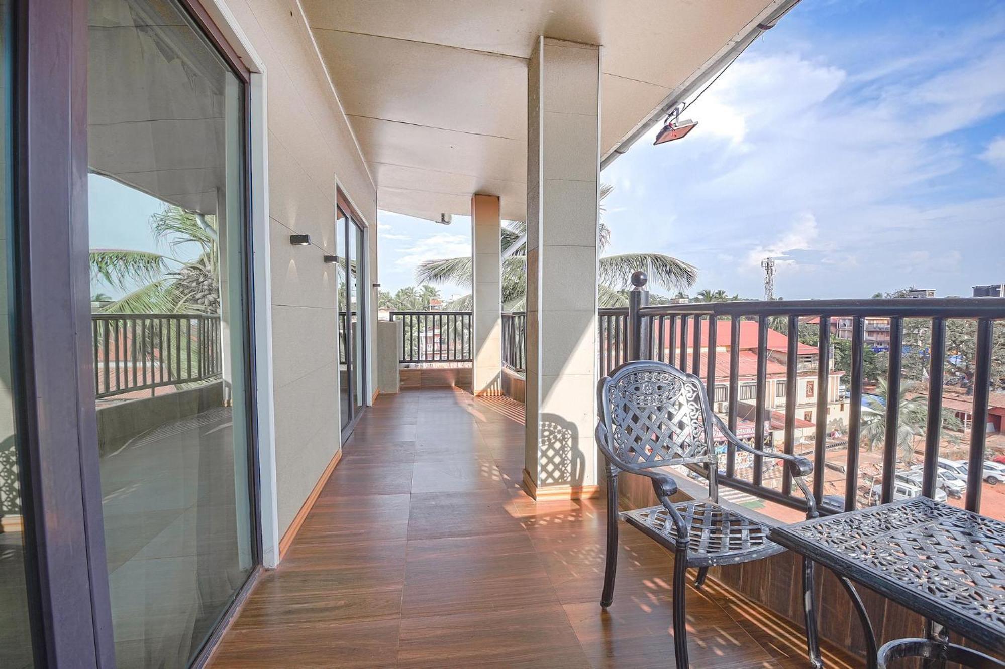 Hotel Fabhotel Prime Infantaria Comfort - 200m From
